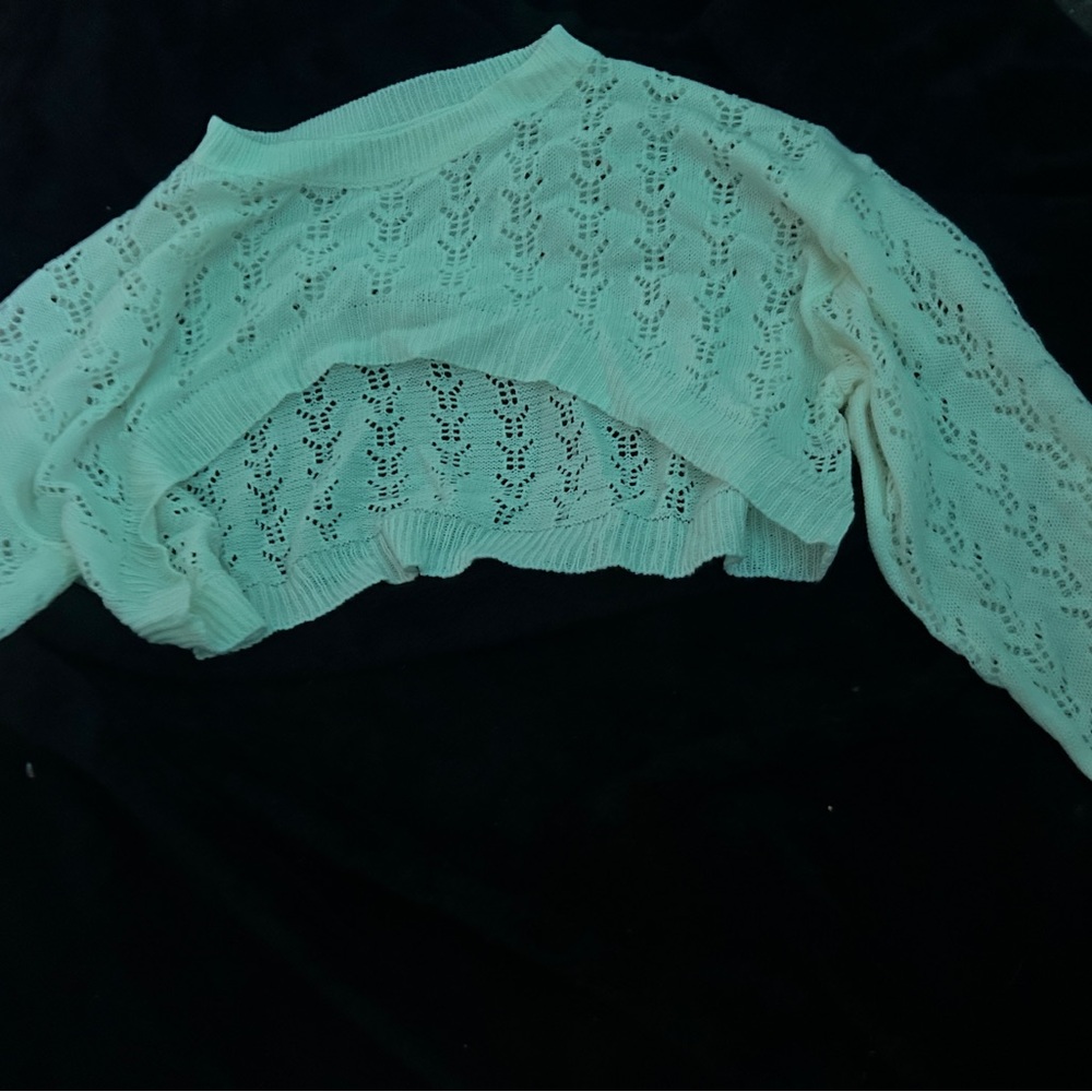 White  Cropped Knit Sweater